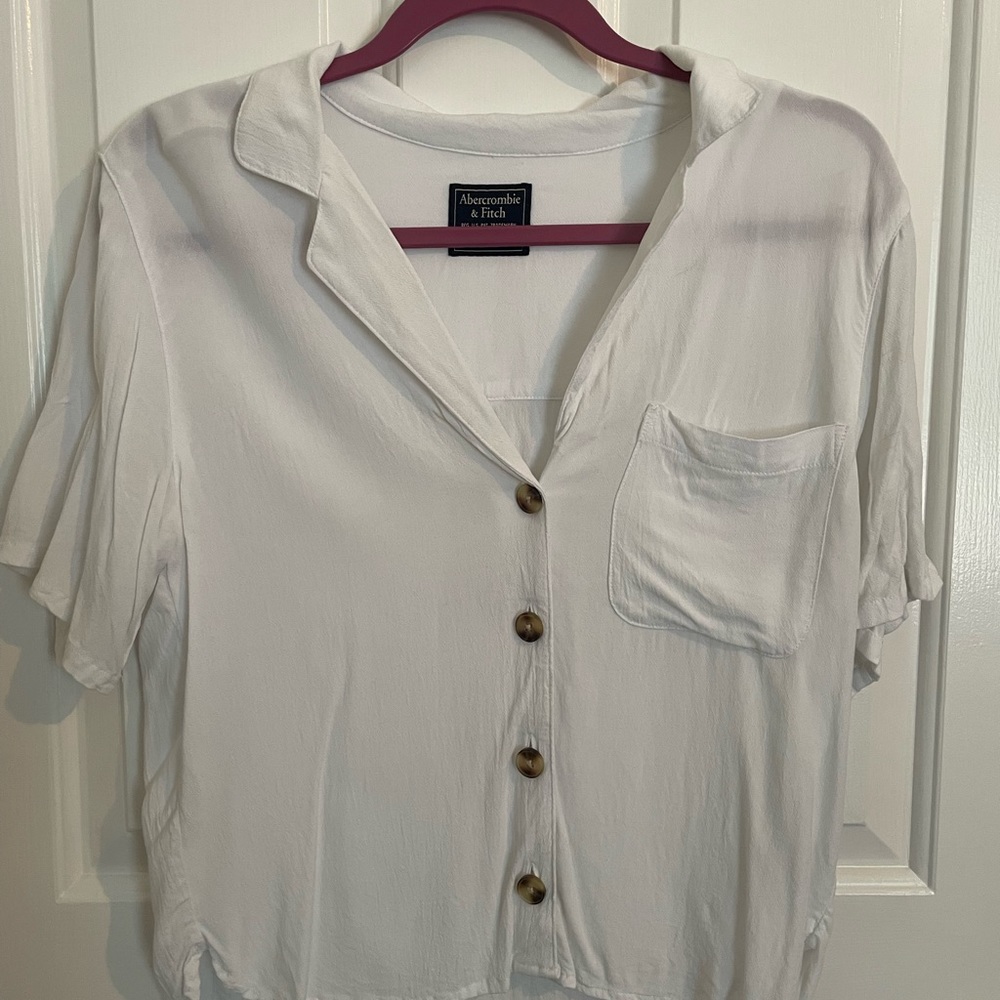 Abercrombie&Fitch white button down top